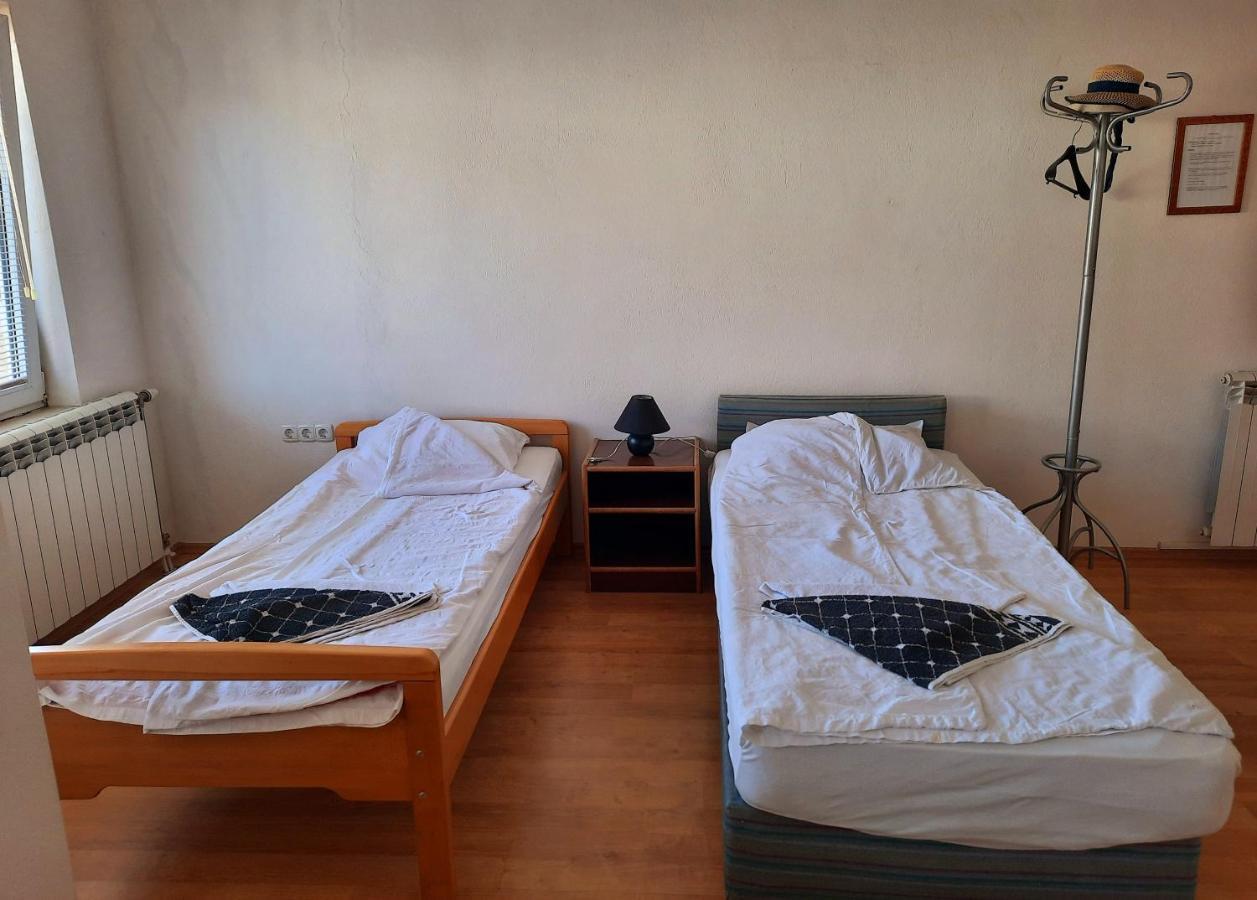 Guest House Gina Ohrid Ngoại thất bức ảnh
